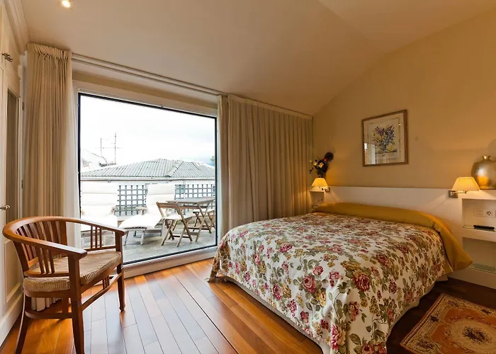 Puerta Gamboa Hotel Vigo