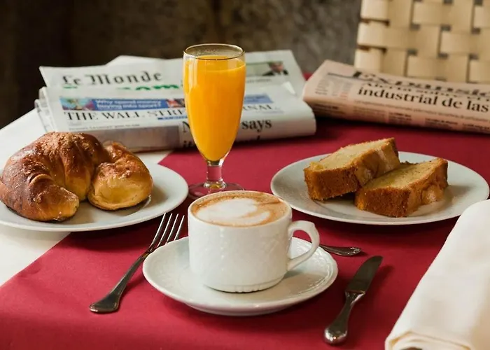 Puerta Gamboa Hotel 2*